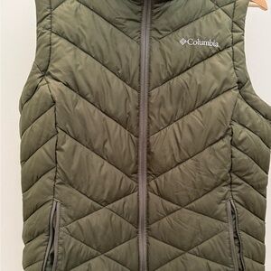 Columbia Omni Heat Olive Quilted Vest with Plush Lining